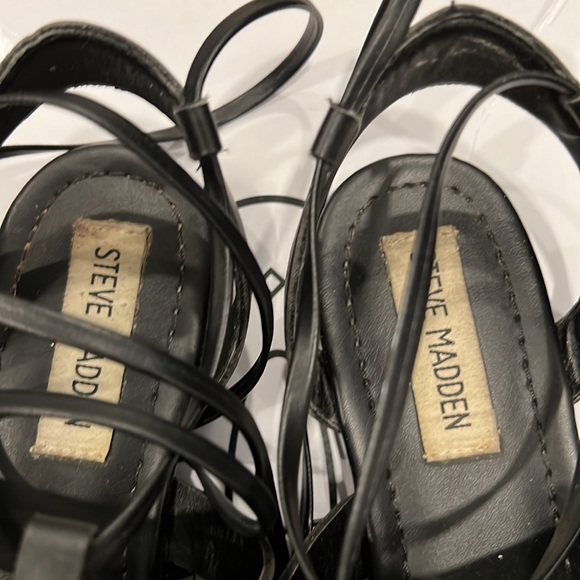 Steve Madden sandals - Picture 2 of 2